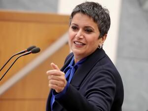 النائبة صفاء الهاشم