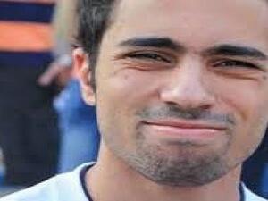 متضامن مع شادي