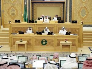 الشوري يرفض قياده المراه