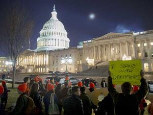 مجلس الشيوخ الأمريكي يؤجل التصويت على إنهاء إغلاق الحكومة إلى ظهر الاثنين