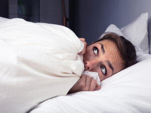 تميل الكوابيس إلى الظهور بشكل أكبر لدى الأشخاص المصابين بالاكتئاب (shutterstock.com)
