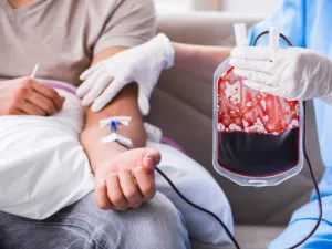 التاريخ الطبي والعائلي، يمكن أن يشير إلى ما إذا كان الشخص مصابًا بفقر الدم (shutterstock.com)
