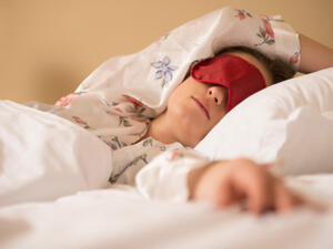 النوم يريح الأعصاب (shutterstock.com)