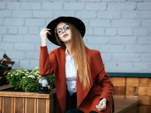 استخدامي البرايمر لأنه يعمل على تثبيت المكياج بشكل أطول