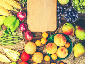 مضادات الأكسدة الموجودة في قشور الفواكة أن تخفض مستويات الكوليسترول الكلي (shutterstock.com)
