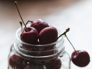 يحتوي الكرز على كمية كبيرة من الفيتامينات