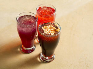 لا يحلو رمضان الا بالمشروبات الصحية المتنوعة (shutterstock.com)
