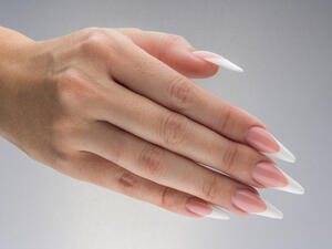 خلطة مذهلة للحصول على أظافر طويلة خلال أسبوع