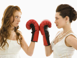 Bride fight. (Shutterstock)