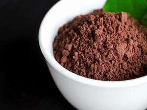 هذا القناع يجدد بشرتك وأن يحدّ من ظهور البثور  (shutterstock.com)
