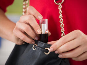 People who seek help from the police for Kleptomania are sent to the social support division to complete their treatment. (Shutterstock)