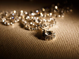 The defendant said the necklace was given to her as a gift (Shutterstock/File)