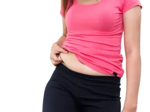 ينصح بإضافة البروتين الخالي من الدهون إلى كل وجبة (shutterstock.com)
