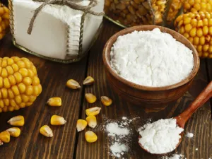 يوجد كثير من النشا في أشياء مثل البطاطا، والطحين، والأرز، والمعكرونة. (shutterstock.com)
