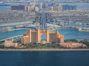 Take advantage of extraordinary entertainment offerings (Shutterstock)