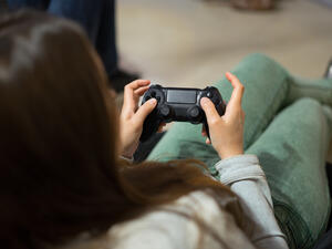 After her family tried to help her, to no avail, they took her to the hospital (Shutterstock/File)