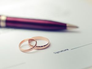 A total of 1,922 divorce cases were registered in Abu Dhabi in 2016 (Shutterstock/File)