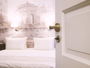 ما عليك القيام به هو زيادة التهوية في غرفة النوم (shutterstock.com)