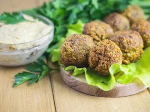 وصفة الفلافل في الفرن (shutterstock.com)