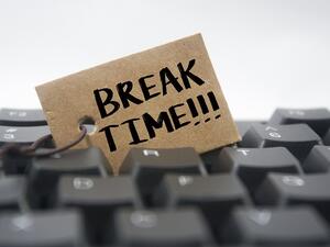 If this is how you’re feeling every day, or most of the time, it may be that you are close to being burned-out. This is when you need a break from the office and from working. (Shutterstock)