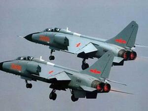 مقاتلتان صينيتان تعترضان طائرة أمريكية فوق بحر الصين الشرقي