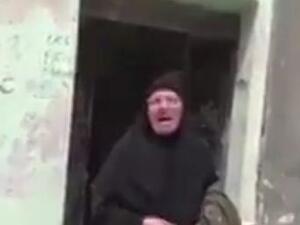  إحدى حرائر حلب توجه صرخة مدوية بوجه بشار 