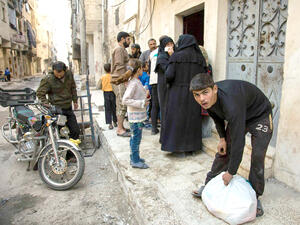 روسيا تتجه لحسم معركة حلب مستثمرة أجواء الود بينها وترامب
