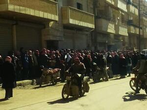 اتهامات لضباط الأسد والوحدات الكردية باحتكار سلع ورفع الأسعار 