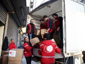 دخول مساعدات الى مدينة سورية محاصرة للمرة الاولى منذ سريان الهدنة