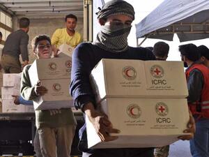 قافلة تابعة للأمم المتحدة توصل مساعدات إلى الرستن
