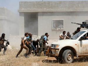  الثوار تمكنوا من تحرير حواجز قوات الأسد المتمركزة في معمل السكر شرقي بلدة الكبارية