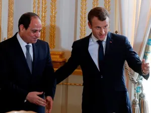 ماكرون و السيسي 
