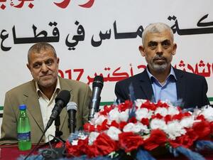 في أوقات سابقة التقى السنوار بالمبعوث النرويجي أكثر من مرة
