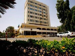 السودان يغلق 13 بعثة دبلوماسية لترشيد الإنفاق
