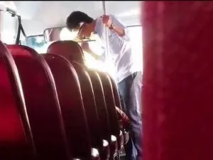 الشاب يبلغ من العمر 20 عاما ، وجرى إيقافه تمهيدا لإحالته وملف الحادثة لهيئة التحقيق والادعاء العام -
