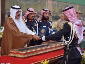 يتمتع الأمير متعب بشعبية واسعة من قبل قيادات وأفراد الحرس الوطني 