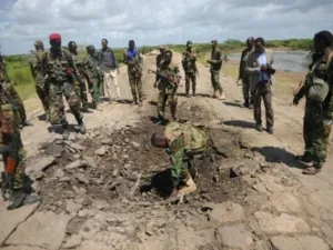 مقتل 21 شخصا خلال اضطرابات في جنوب اثيوبيا

مقتل 21 شخصا خلال اضطرابات في جنوب اثيوبيا