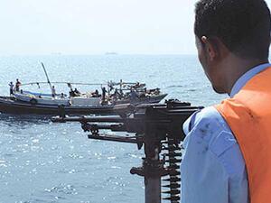 المرة الأولى التي يسيطر فيها القراصنة الصوماليون على سفينة تجارية منذ 2012

