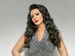 الفنانة سمية الخشاب