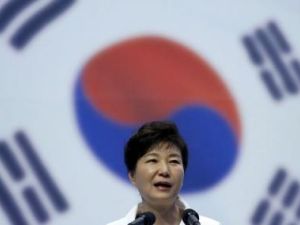 باك جون هوي رئيسة كوريا الجنوبية
