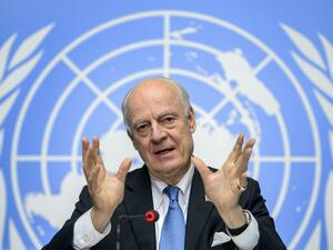 UN Syria envoy Staffan de Mistura gestures as he speaks during a press conference closing a round of Syrian peace talks at the United Nations Office in Geneva on March 24, 2016. (AFP/Fabrice Coffrini)