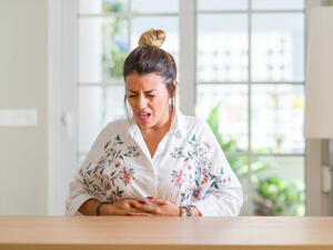 من أسباب عدم انتظام الدورة الشهرية النحافة الشديدة وسوء التغذية