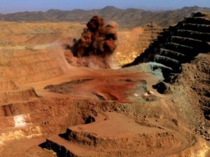 مسلحون يسيطرون على منجم للتنقيب عن الذهب في شمال إقليم دارفور 