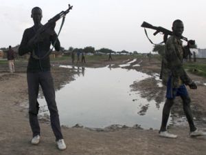  عشرات القتلى والمصابين سقطوا إثر مواجهات دامية دارت السبت بين قبيلتي السلامات والمسيرية