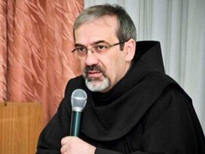 القس "ضياء عزيز"