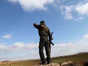 النظام السوري اشترى ذمم بعض القيادات فافشل عاصفة الجنوب 