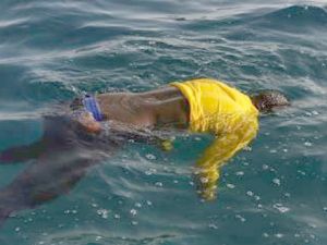 جثث اللاجئين على شاطئ ليبيا