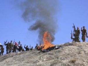 قوات الاسد تتقدم وتستعيد مناطق بدعم من قصف روسي مكثف