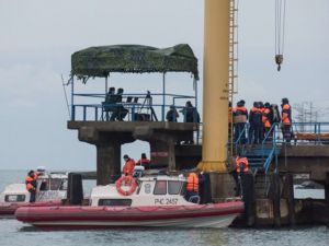 الصندوق الذي عثر عليه هو صندوق بيانات الرحلة- أ ف ب
