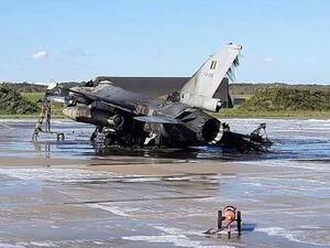 وبعد نهاية الإصلاح، تم تزويد الطائرتين بالوقود، من أجل القيام بمهمة تدريبية